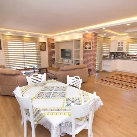 5br, With Private Pool